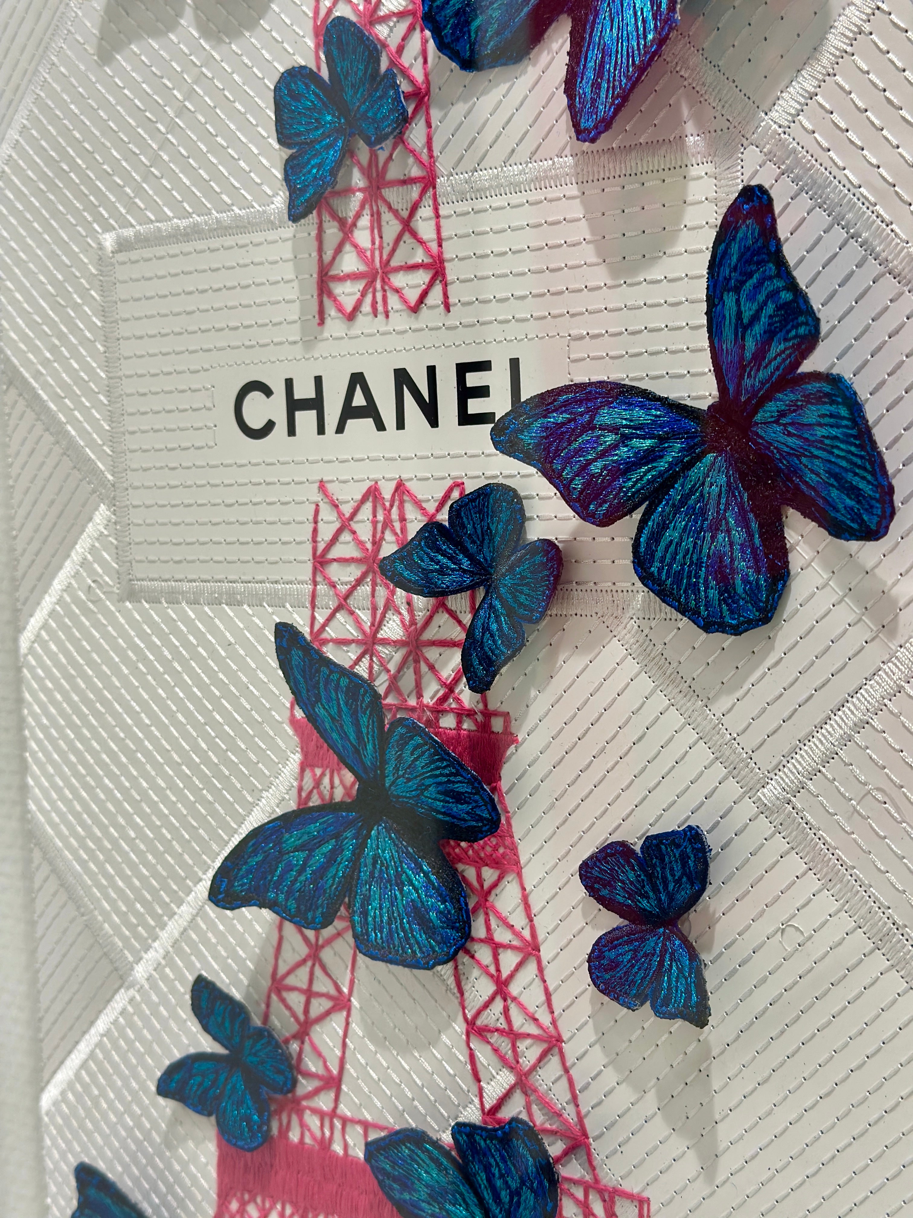 EIFFEL TOWER (CHANEL) MOD15907