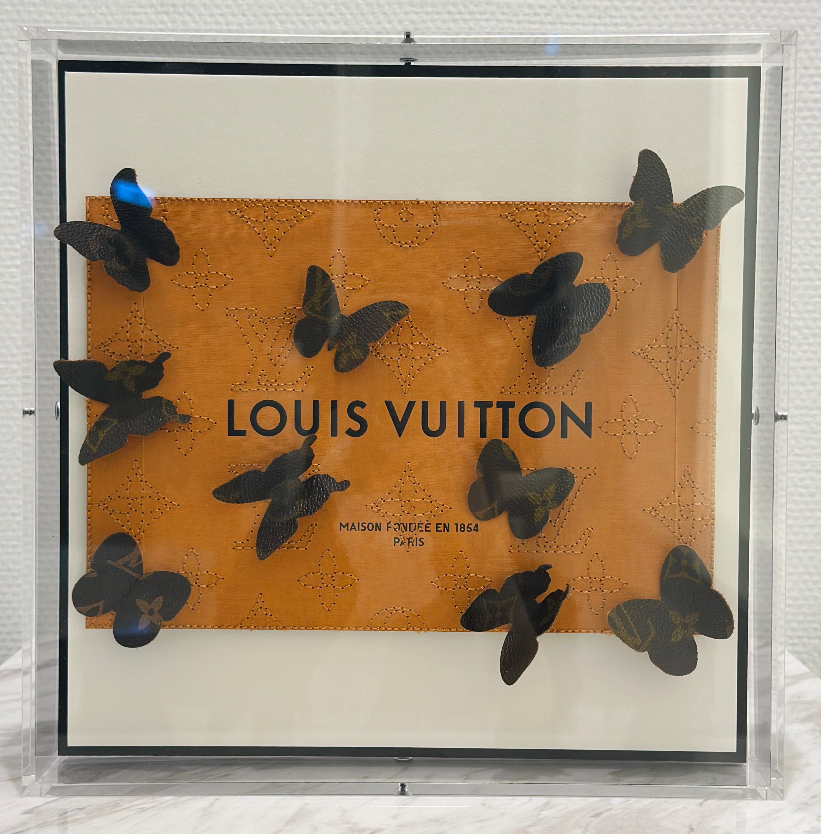 BUTTERFLY SWARM(LV)MOD18345