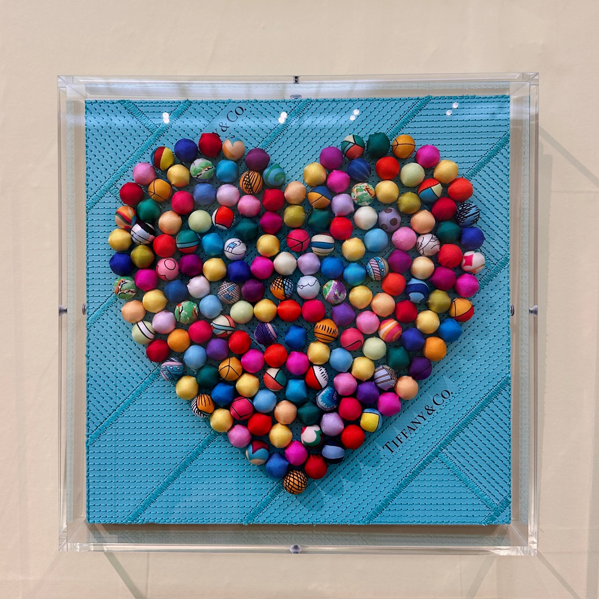 Pom Pom Heart (Tiffany) MOD18729